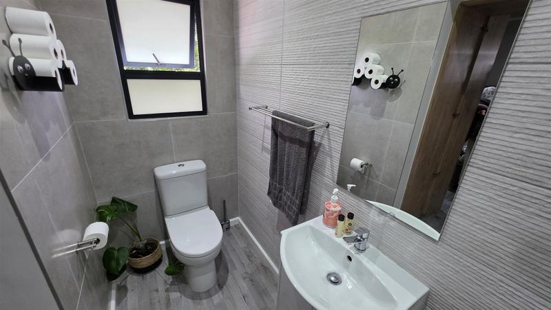 2 Bedroom Property for Sale in Groot Brakrivier Central Western Cape